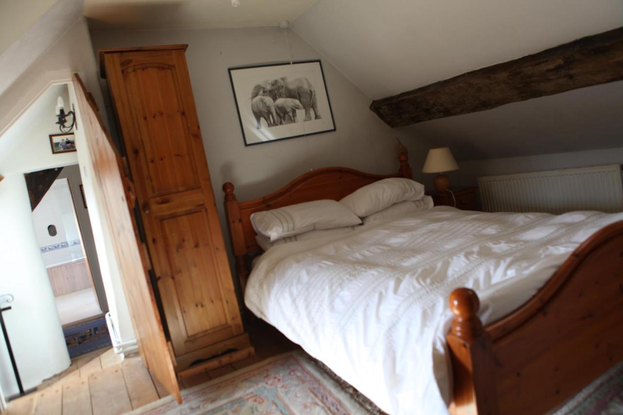 Medieval Cottage In Rural Monmouthshire. Raglan Exterior foto